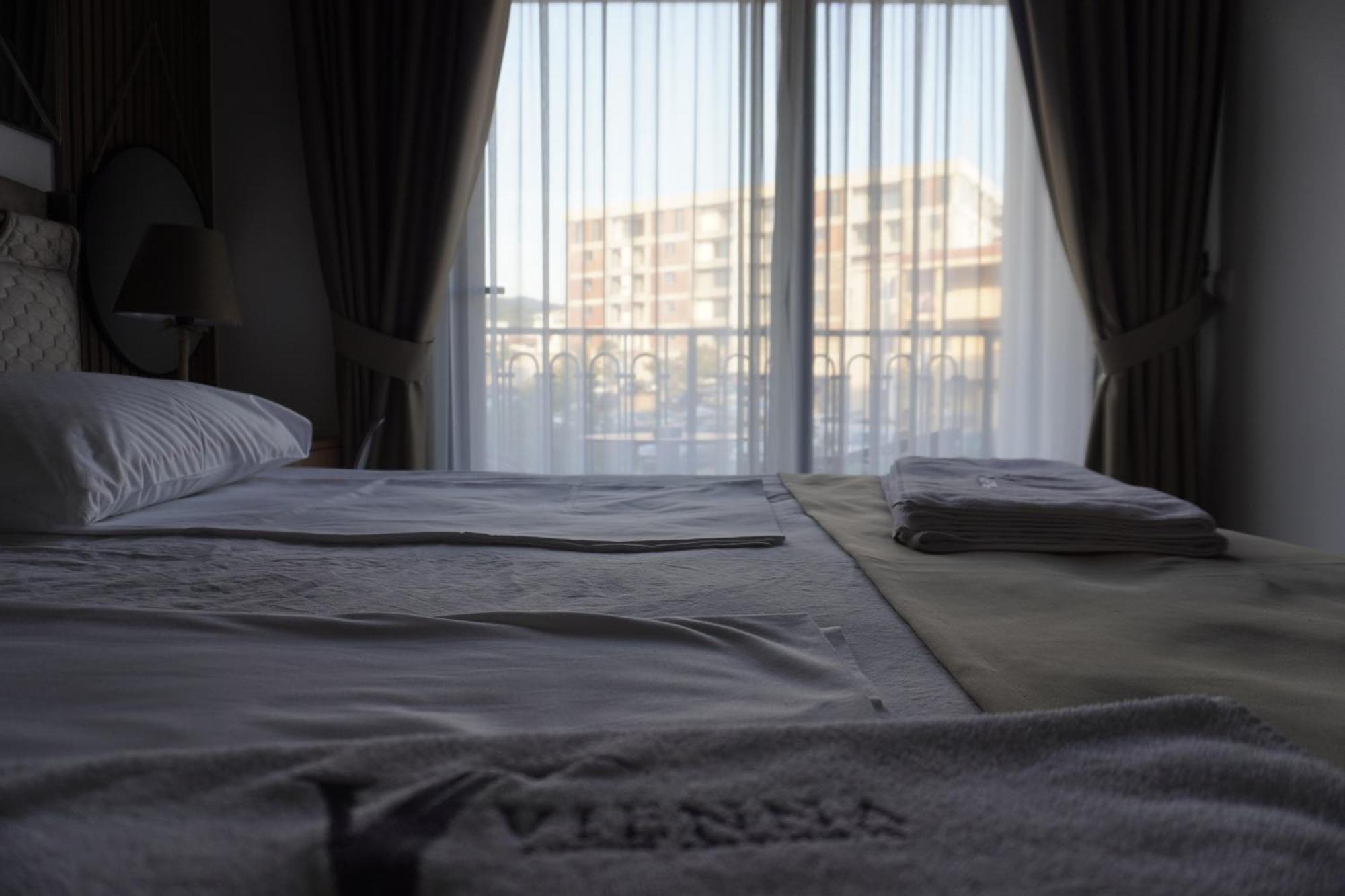 Vienna Luxury Apartments Dobra Voda Exterior photo